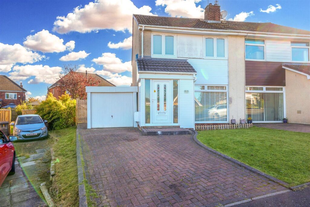 Glenartney Road, Chryston, Glasgow