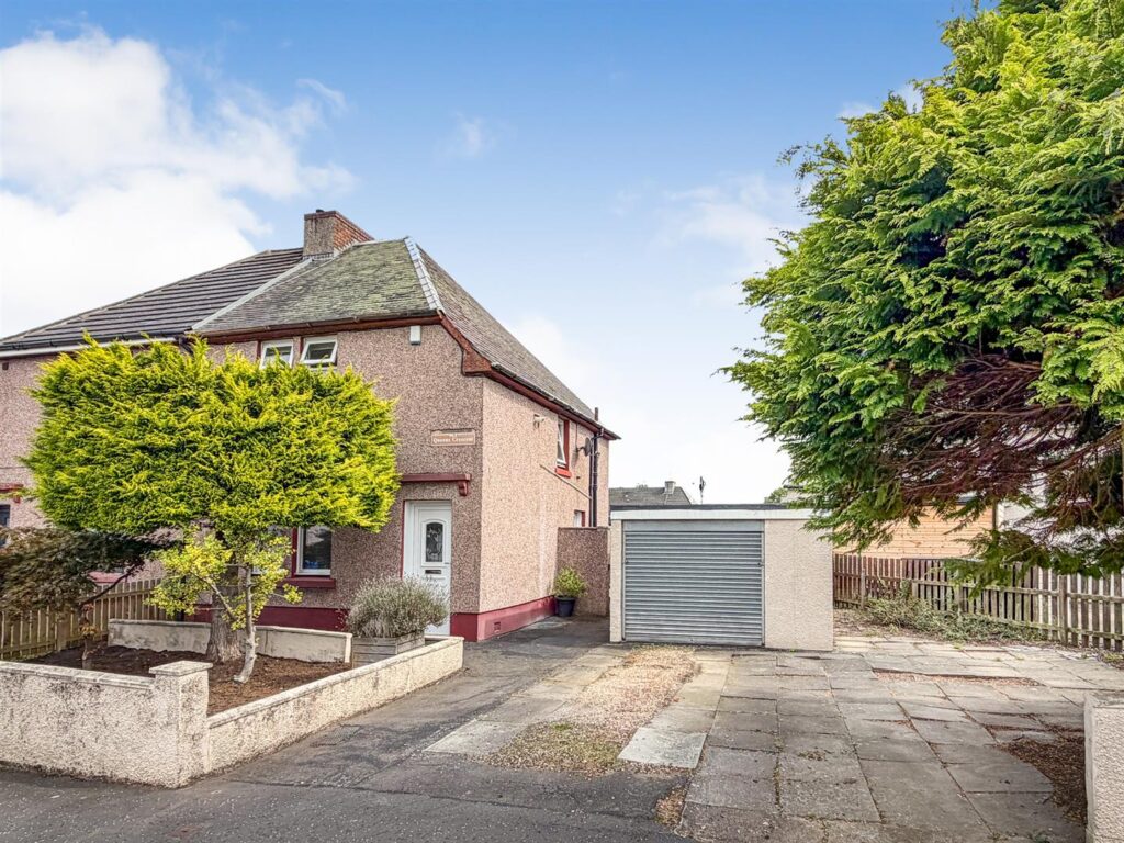 Queens Crescent, Motherwell