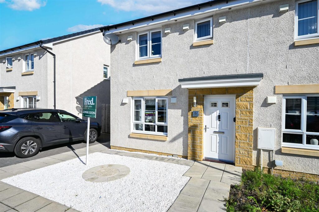 Thornhill Gardens, Newarthill, Motherwell